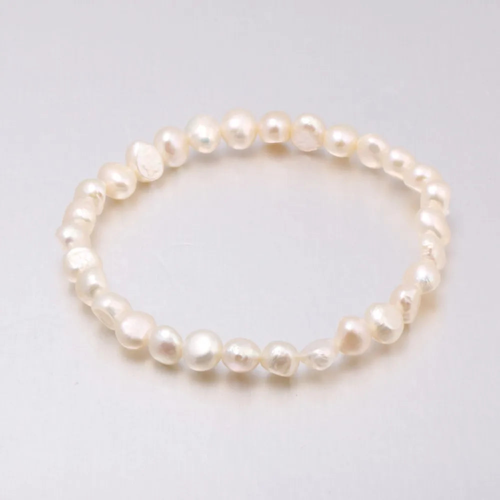 Amoura Strand - Freshwater Pearl Bracelet – Perfectly Round Romantic Design