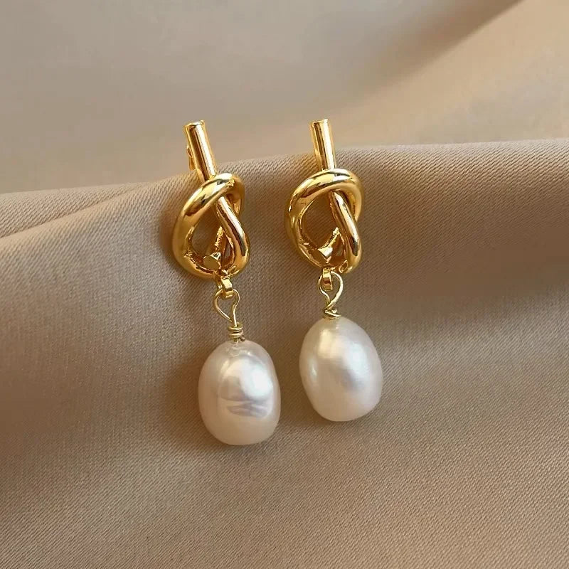 Étoile Knot - 925 Silver Freshwater Pearl Bowknot Earrings – French Elegance