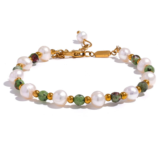Calista Charm - Gold Plated Stainless Steel Freshwater Pearl Bracelet – Oval Design